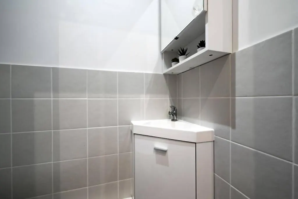 Apartament Fresh & Floral - Large Studio For 4 - Batignolles